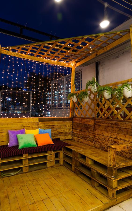 Tropical Vibes Homestay Хошимин Екстериор снимка