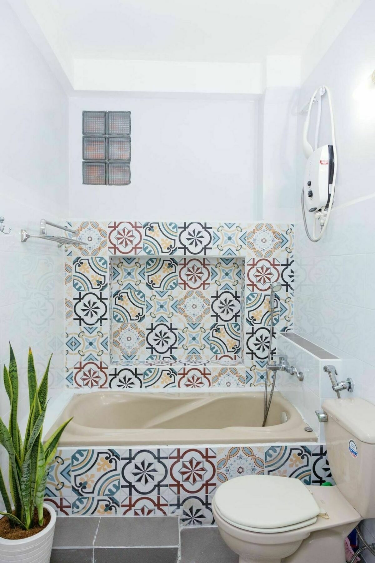 Tropical Vibes Homestay Хошимин Екстериор снимка
