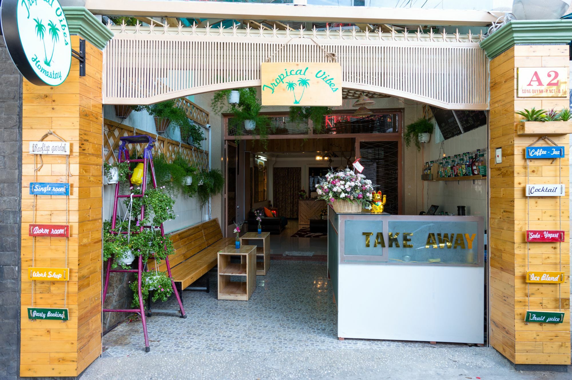 Tropical Vibes Homestay Хошимин Екстериор снимка